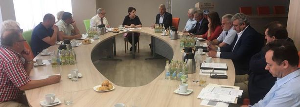 Rozmawiali o kursach autobusów